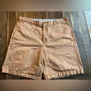 L.L. Bean Men’s Tan Flat-Front Chino Shorts